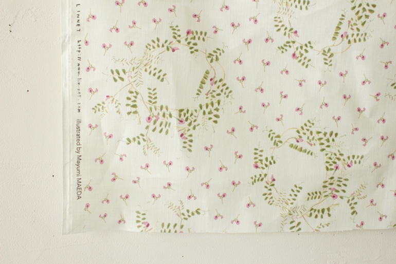 LINNET リネンプリント カラスノエンドウ24<br />薄水